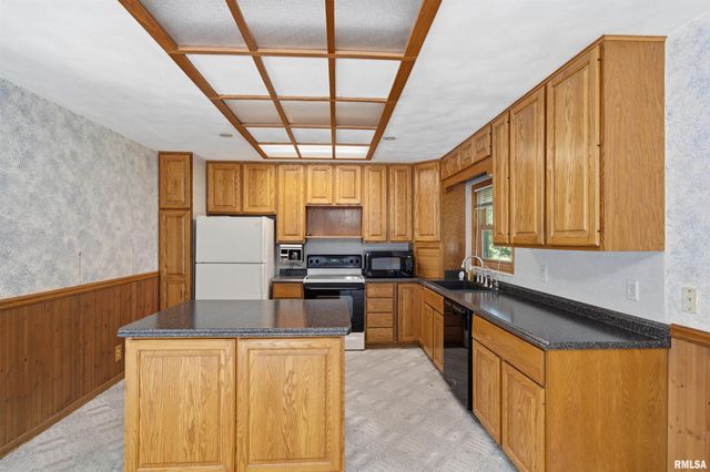 2006 W BRISTOL HOLLOW Road, Dunlap, IL 61525