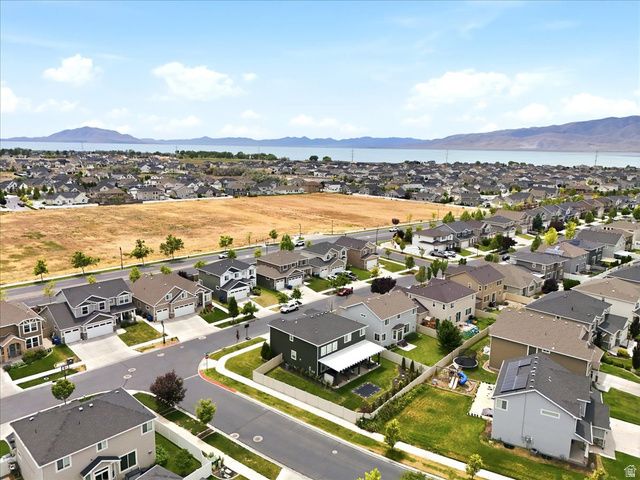 193 E WATER LN, Vineyard, UT 84059