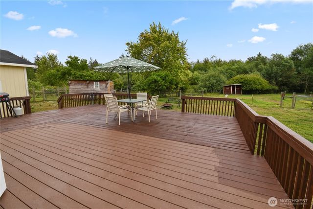 18268 Colony Road, Bow, WA 98232