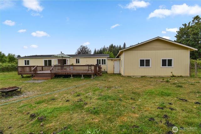 18268 Colony Road, Bow, WA 98232