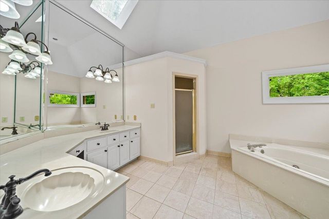 9157 GILLIE CV, Bartlett, TN 38133