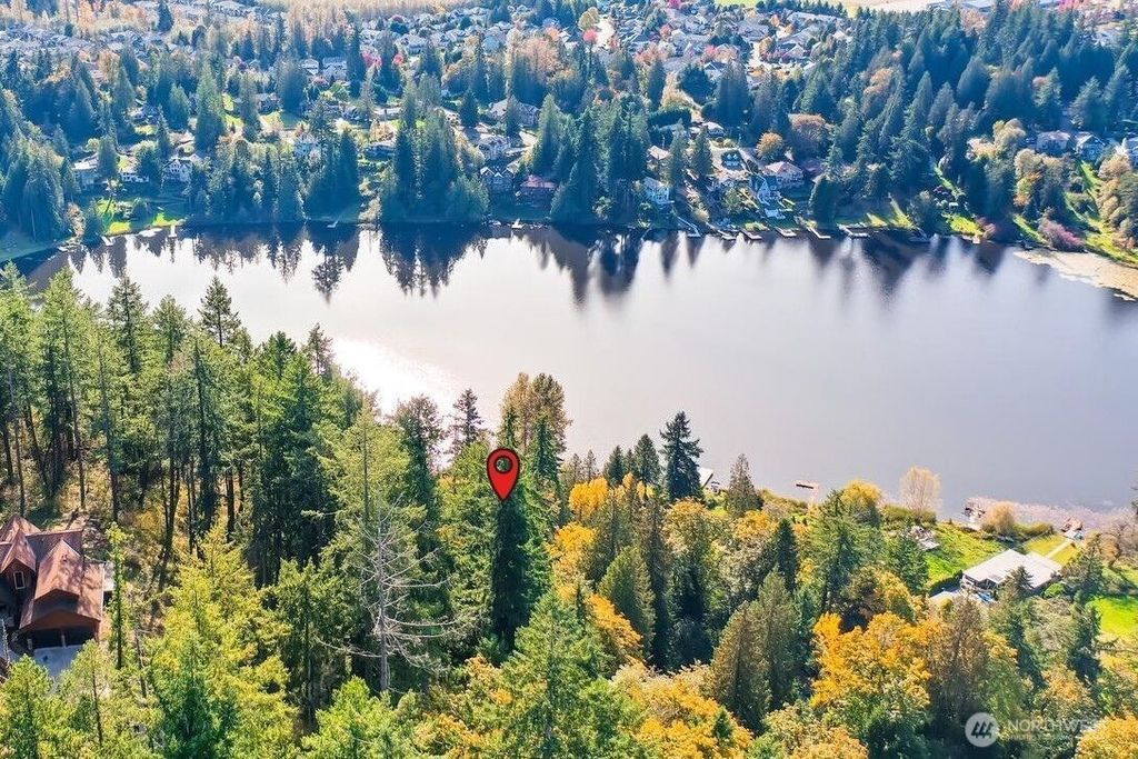 0 Lot X East Lake Desire Drive SE, Renton, WA 98058