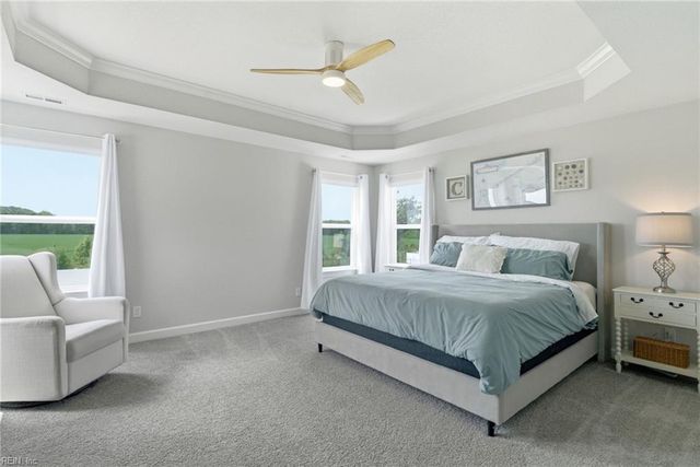 307 Arbormoor LN, Moyock, NC 27958