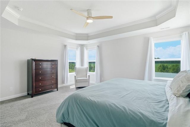 307 Arbormoor LN, Moyock, NC 27958