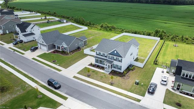 307 Arbormoor LN, Moyock, NC 27958
