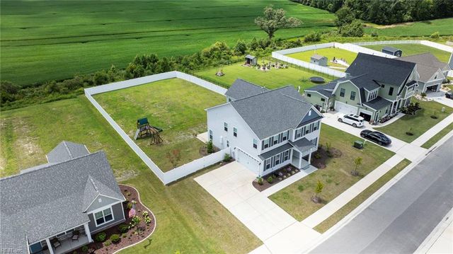 307 Arbormoor LN, Moyock, NC 27958