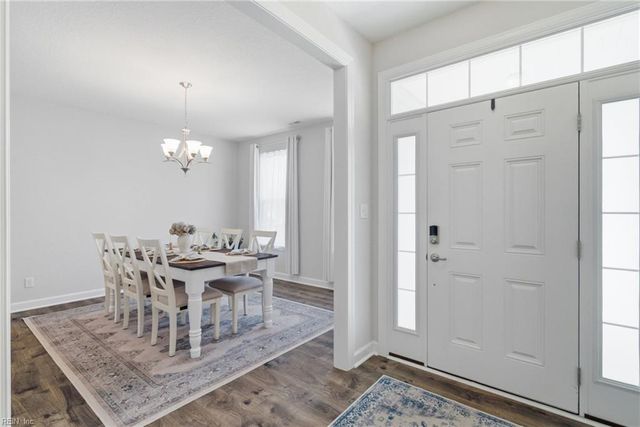 307 Arbormoor LN, Moyock, NC 27958