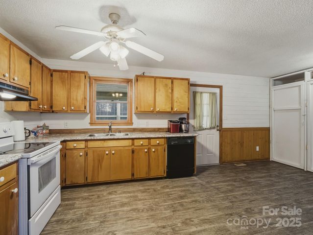 1909 Charlotte Highway, York, SC 29745