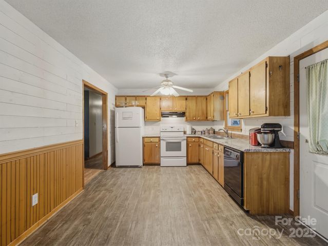 1909 Charlotte Highway, York, SC 29745