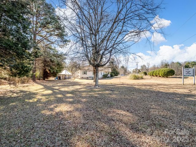 1909 Charlotte Highway, York, SC 29745