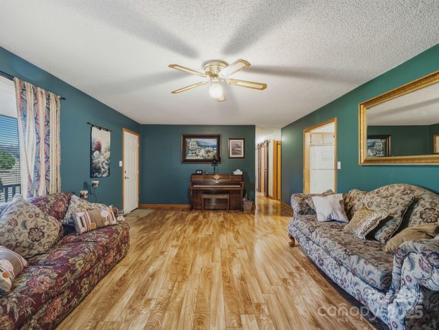 1909 Charlotte Highway, York, SC 29745