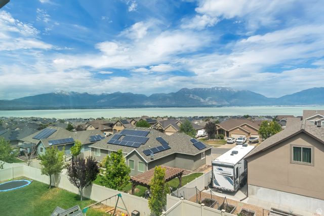 2568 S PALOMINO DR, Saratoga Springs, UT 84045