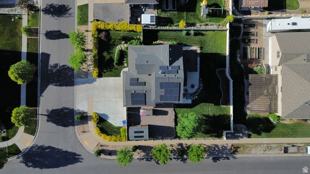 2568 S PALOMINO DR, Saratoga Springs, UT 84045