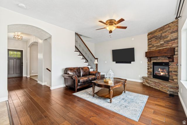 2568 S PALOMINO DR, Saratoga Springs, UT 84045
