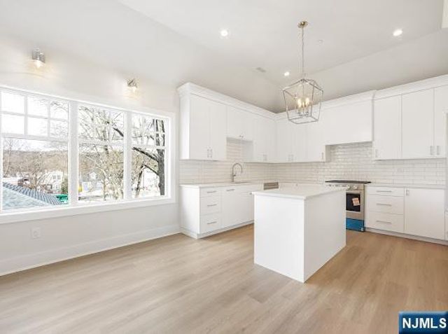 445 Ramapo Valley Road 3, Oakland, NJ 07436