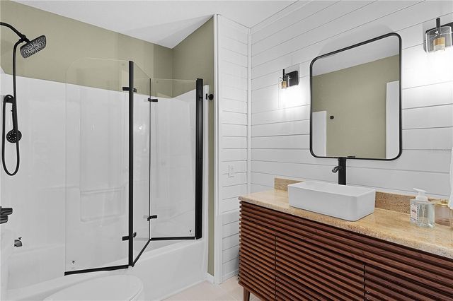 1411 JUAREZ PLACE, Lady Lake, FL 32159