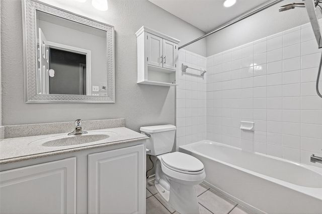 16831 Bellmoor Lane, Houston, TX 77084