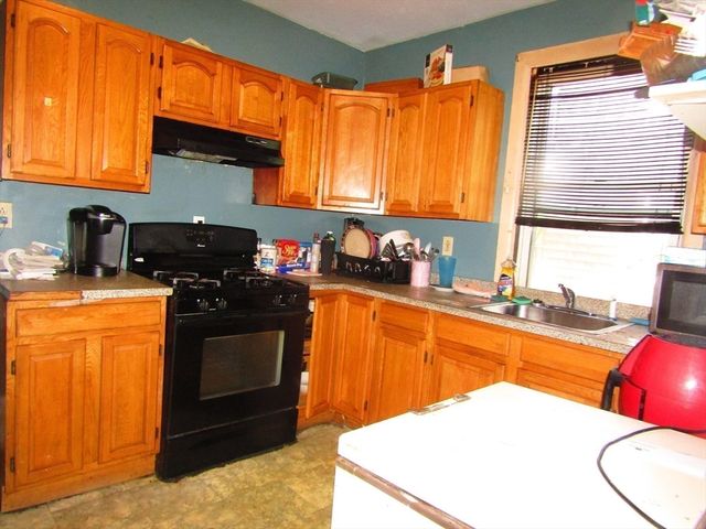 66 Burrell St, Boston, MA 02119