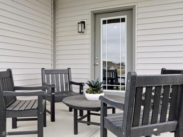 30 Benfield Drive, Whiteland, IN 46184