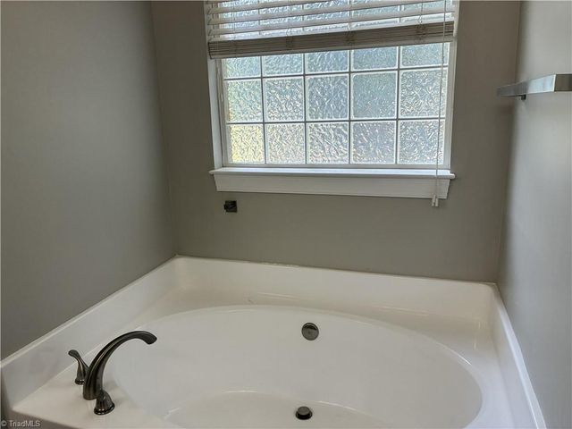 4108 Rock hill Road, Pfafftown, NC 27040