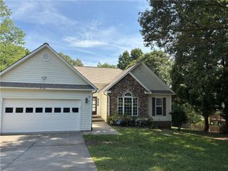 4108 Rock hill Road, Pfafftown, NC 27040