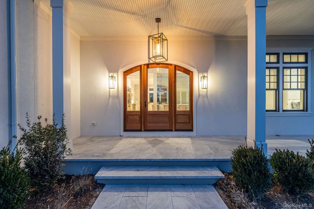 1815 Laurel Avenue, Southold, NY 11971