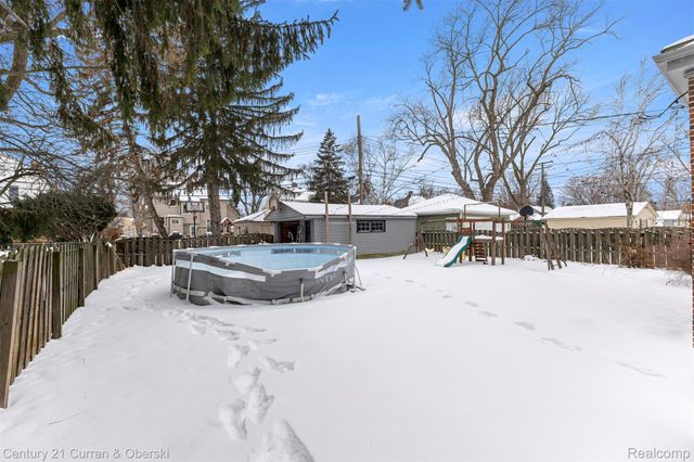 22043 Edison Street, Dearborn, MI 48124