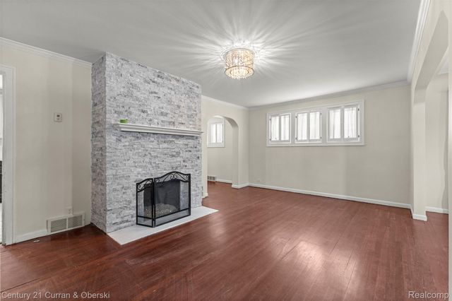 22043 Edison Street, Dearborn, MI 48124