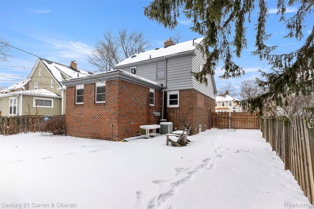 22043 Edison Street, Dearborn, MI 48124