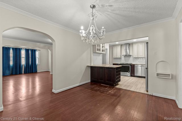 22043 Edison Street, Dearborn, MI 48124