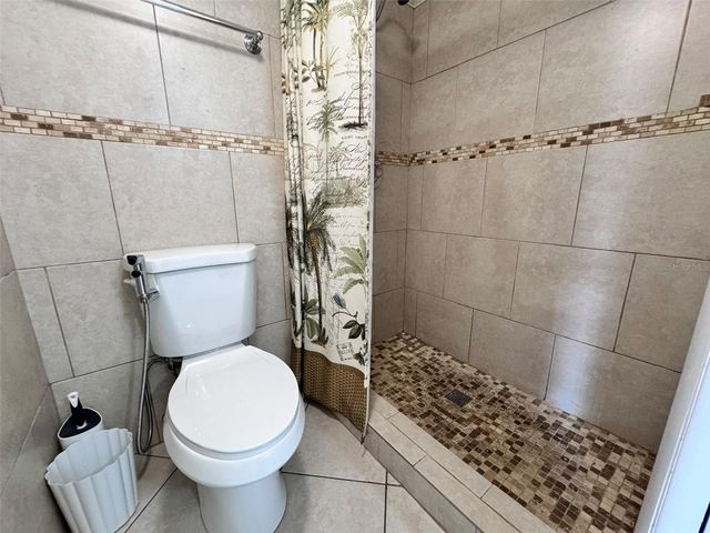 2763 WOODGATE LANE 204, Sarasota, FL 34231
