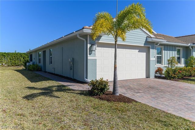 1035 Enbrook LOOP, Naples, FL 34114