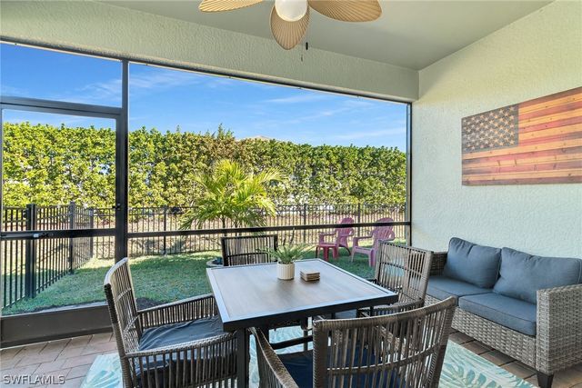 1035 Enbrook LOOP, Naples, FL 34114