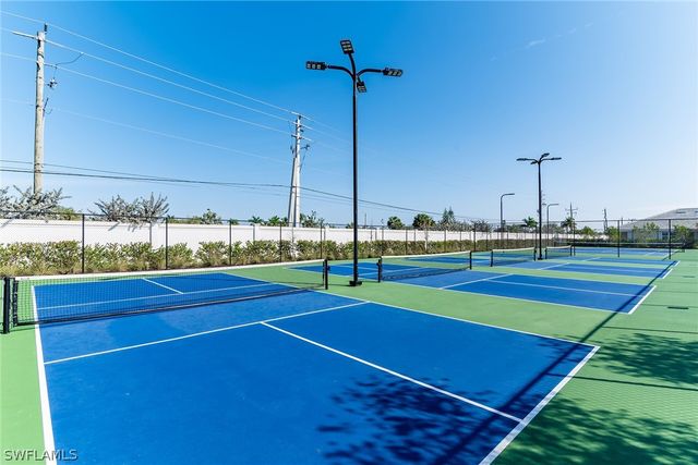 1035 Enbrook LOOP, Naples, FL 34114