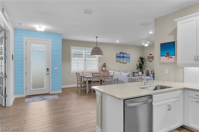 1035 Enbrook LOOP, Naples, FL 34114