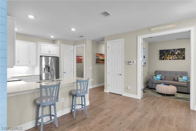 1035 Enbrook LOOP, Naples, FL 34114