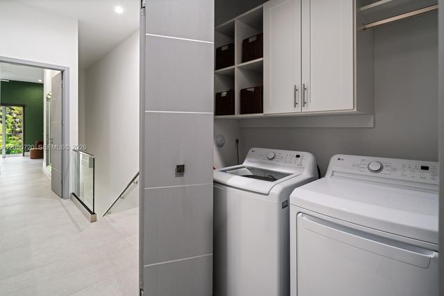 3073 Carter St 3073, Miami, FL 33133