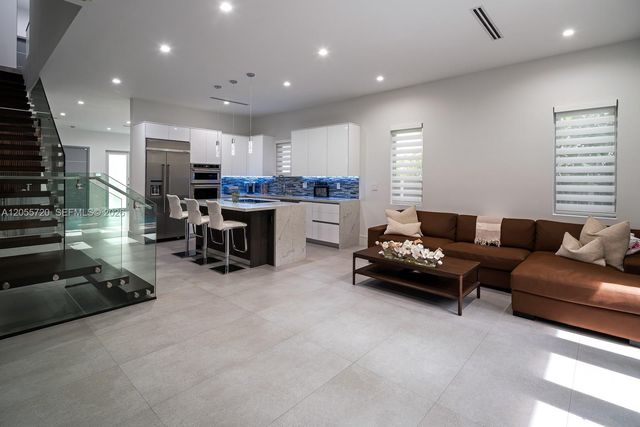 3073 Carter St 3073, Miami, FL 33133