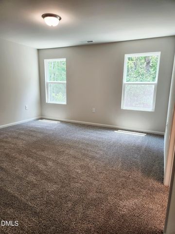 250 Brook Farm Lane, Fuquay Varina, NC 27526