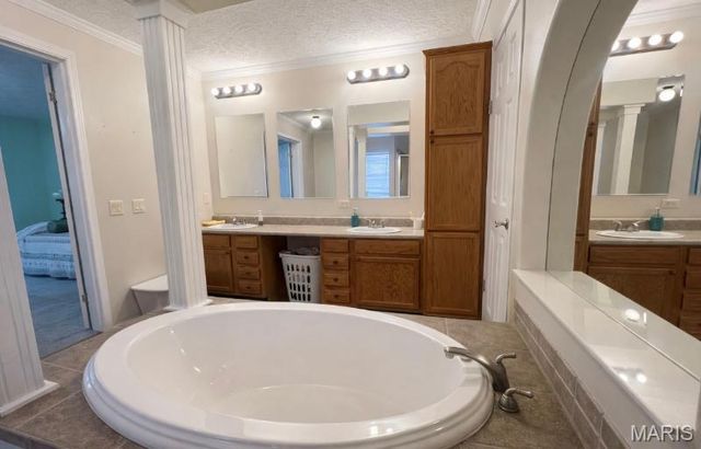 2977 Ripley Route A, Doniphan, MO 63935