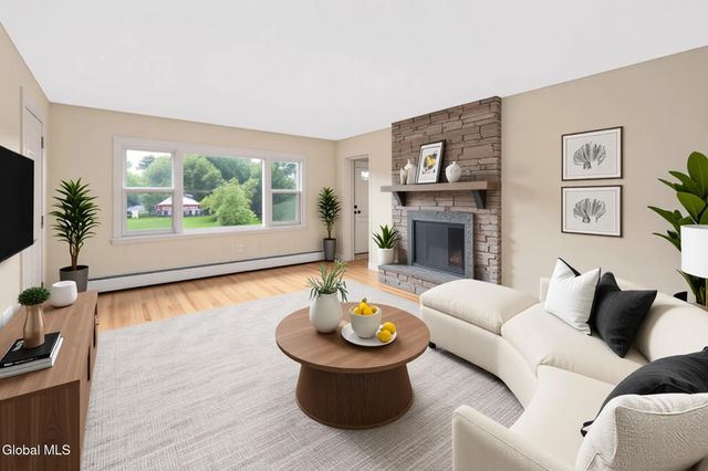 537 Columbia St Extension, Cohoes, NY 12047