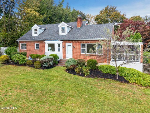 537 Columbia St Extension, Cohoes, NY 12047