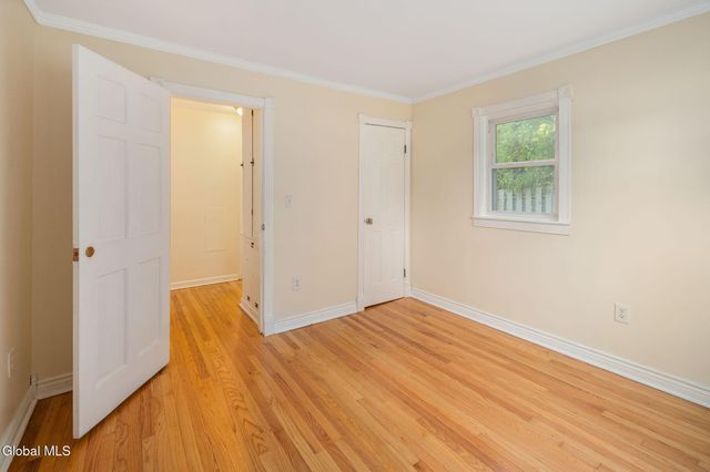 537 Columbia St Extension, Cohoes, NY 12047