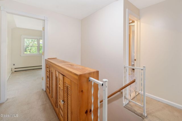 537 Columbia St Extension, Cohoes, NY 12047