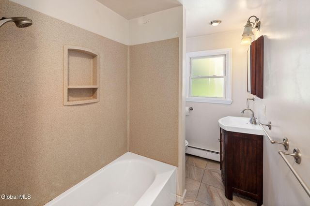 537 Columbia St Extension, Cohoes, NY 12047