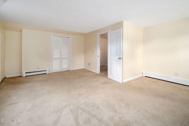 537 Columbia St Extension, Cohoes, NY 12047