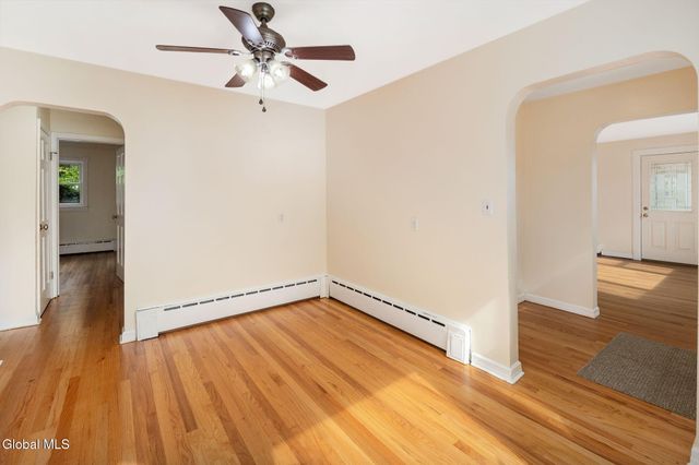 537 Columbia St Extension, Cohoes, NY 12047