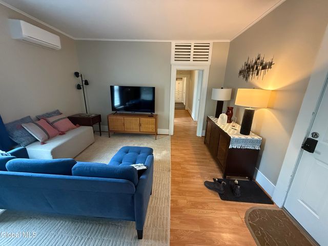 59 Van Dam Street 1, Saratoga Springs, NY 12866