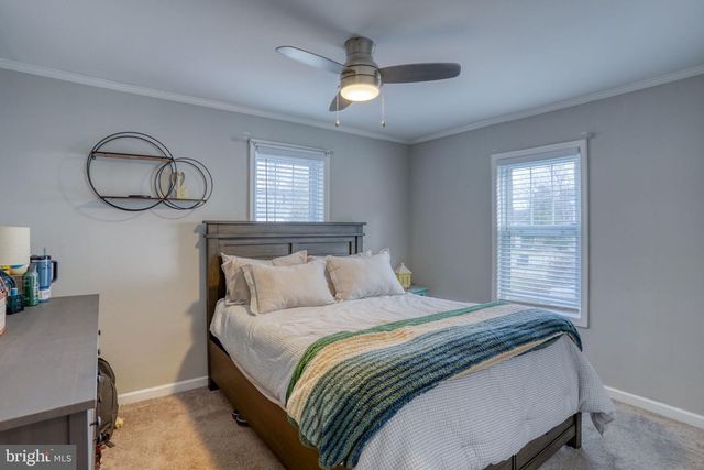 27 LAUREL AVE, Newark, DE 19711