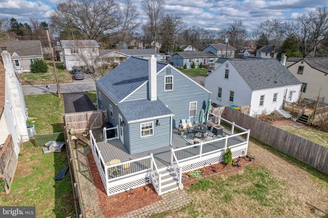 27 LAUREL AVE, Newark, DE 19711